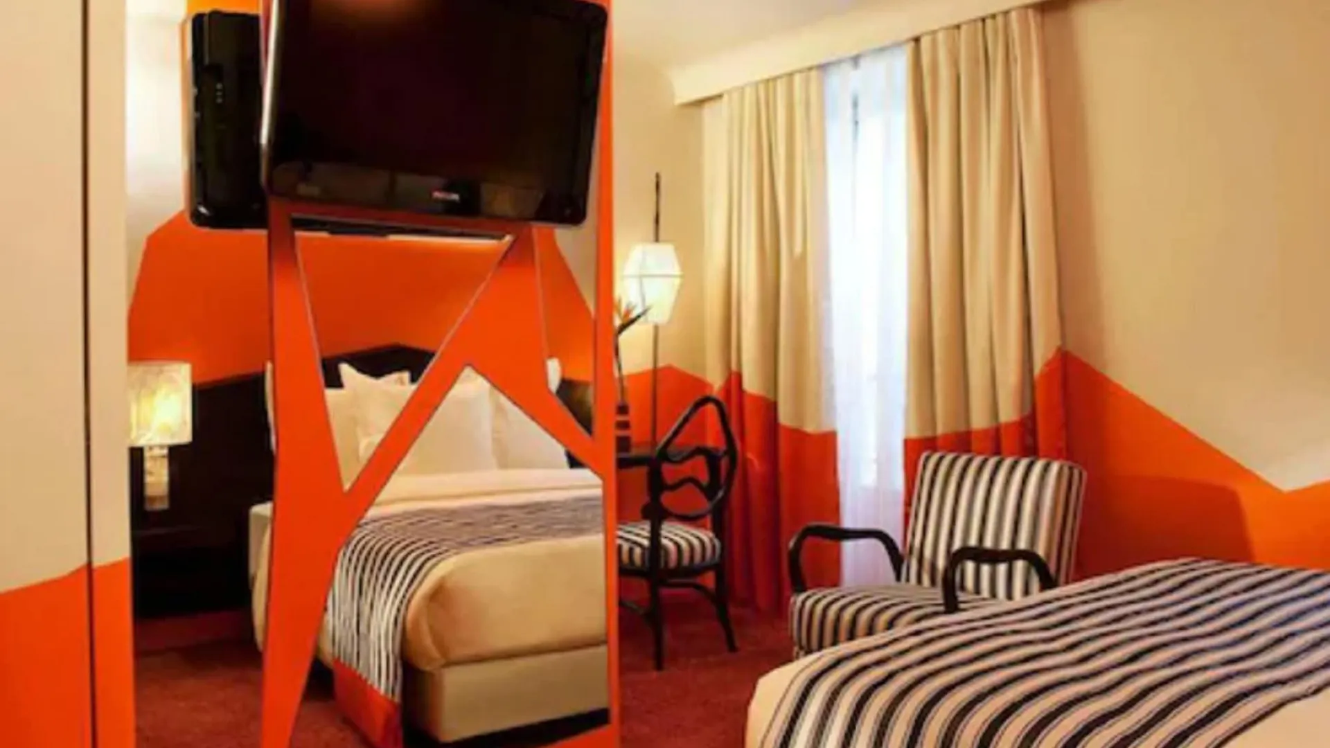 Hotel Cristal Champs Elysees Paris
